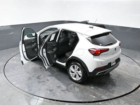 Used 2025 Buick Encore GX Preferred image 59