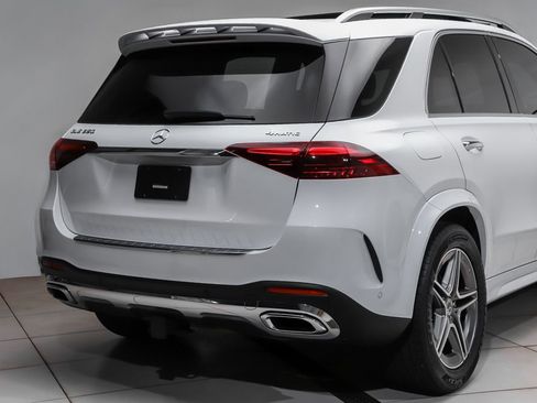 Certified 2025 Mercedes-Benz GLE 350 4MATIC image 4