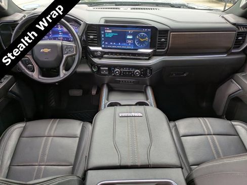 Used 2024 Chevrolet Silverado 2500 High Country w/ High Country Premium Package image 15