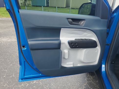 Used 2025 Ford Maverick XLT w/ XLT Luxury Package image 16