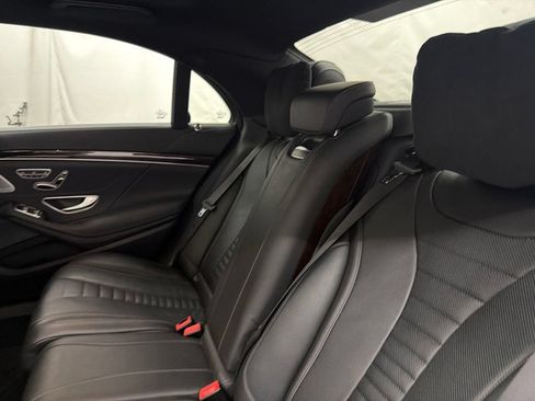 Certified 2019 Mercedes-Benz S 560 4MATIC Sedan image 19