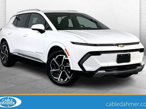 Used 2025 Chevrolet Equinox EV LT image 1