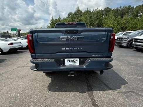 Used 2025 GMC Sierra 2500 Denali Ultimate AWD/4WD image 4