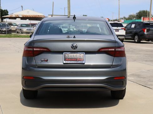 Used 2024 Volkswagen Jetta S FWD image 8