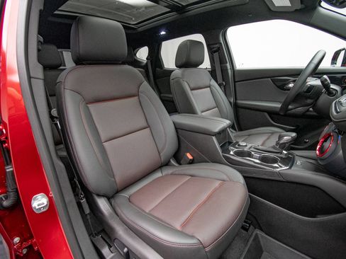 Used 2025 Chevrolet Blazer RS w/ Driver Confidence II Package AWD/4WD image 14