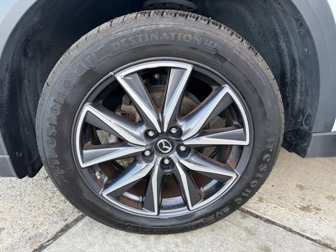 Used 2018 MAZDA CX-5 Touring w/ Preferred Equipment Package image 9