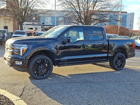 New 2025 Ford F150 Platinum w/ Equipment Group 702A High image 4