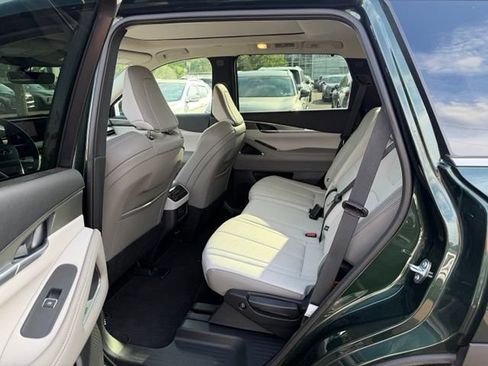 Certified 2026 INFINITI QX60 Luxe w/ Cargo Package AWD/4WD image 10