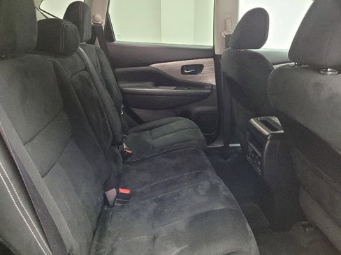 Used 2017 Nissan Murano S image 19