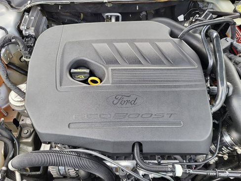 Used 2016 Ford Fusion SE FWD image 33