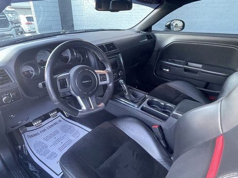 Used 2014 Dodge Challenger SRT8 Core w/ Satin Vapor Edition image 15