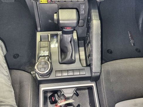 Used 2025 Toyota 4Runner TRD Off-Road image 20