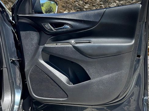 Used 2023 Chevrolet Equinox LT w/ Driver Convenience Package image 23