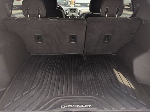 Used 2019 Chevrolet Equinox LT w/ Driver Convenience Package FWD image 26