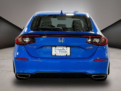 Used 2024 Honda Civic Sport Touring image 5
