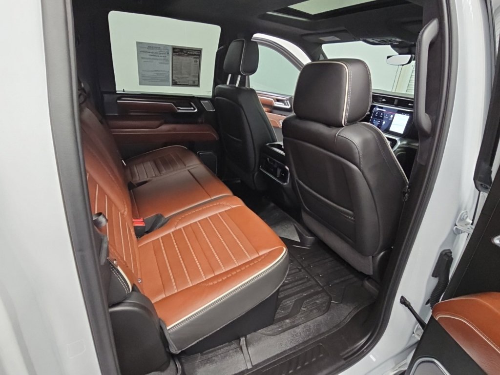 Used 2025 GMC Sierra 2500 Denali Ultimate AWD/4WD image 39