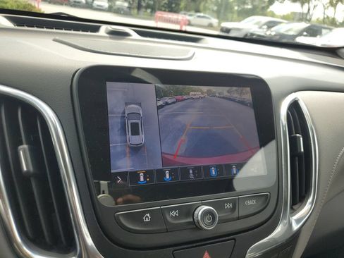 Used 2020 Chevrolet Equinox Premier FWD image 23