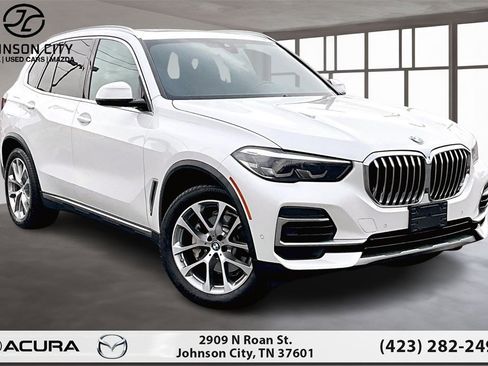 Used 2023 BMW X5 xDrive40i w/ Premium Package image 12