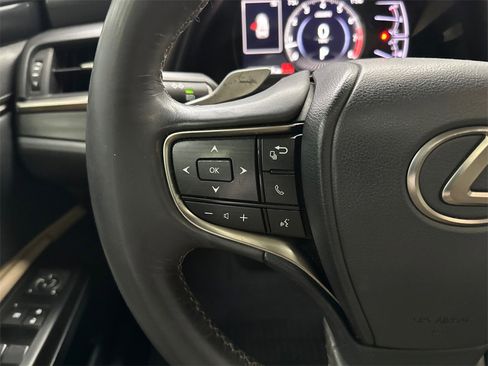 Used 2019 Lexus ES 350 image 25
