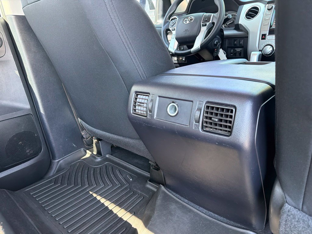 Used 2017 Toyota Tundra SR5 w/ SR5 Upgrade Package RWD image 30