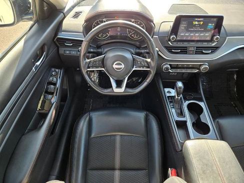Certified 2024 Nissan Altima 2.5 SR FWD image 13