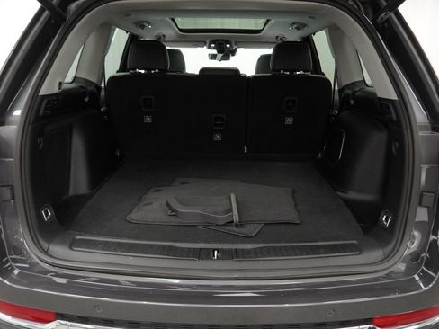 Certified 2022 Jeep Grand Cherokee Limited 4xe w/ Luxury Tech Group II AWD/4WD image 45