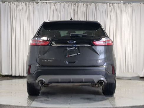 Used 2020 Ford Edge SEL image 16