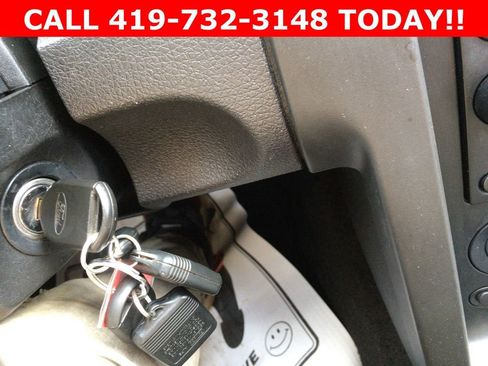 Used 2006 Ford Mustang Convertible image 26