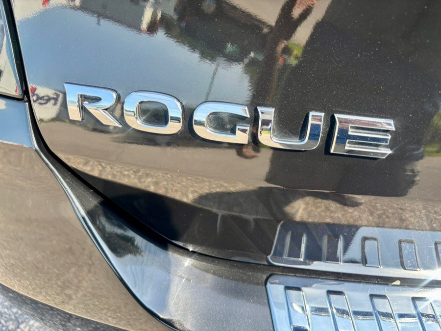 Used 2018 Nissan Rogue SL w/ Premium Package AWD/4WD image 32