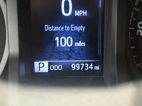 Used 2020 Toyota Tacoma SR image 11