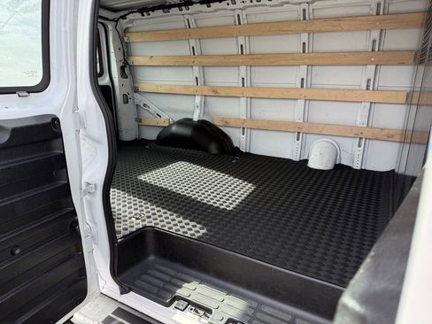 Used 2024 GMC Savana 2500 w/ Driver Convenience Package image 19