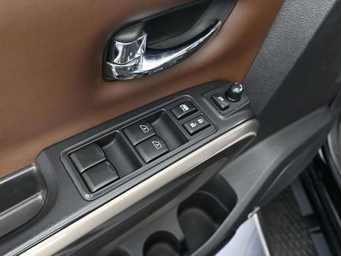 Used 2021 Nissan Titan Platinum Reserve w/ Moonroof Package image 20