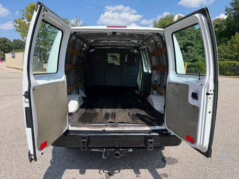 Used 2013 Ford E-250 and Econoline 250 w/ PWR Group RWD image 27