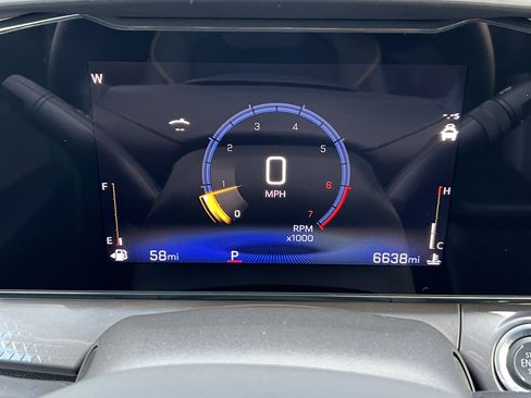 Used 2025 Chevrolet Trax ACTIV w/ Sunroof Package image 28