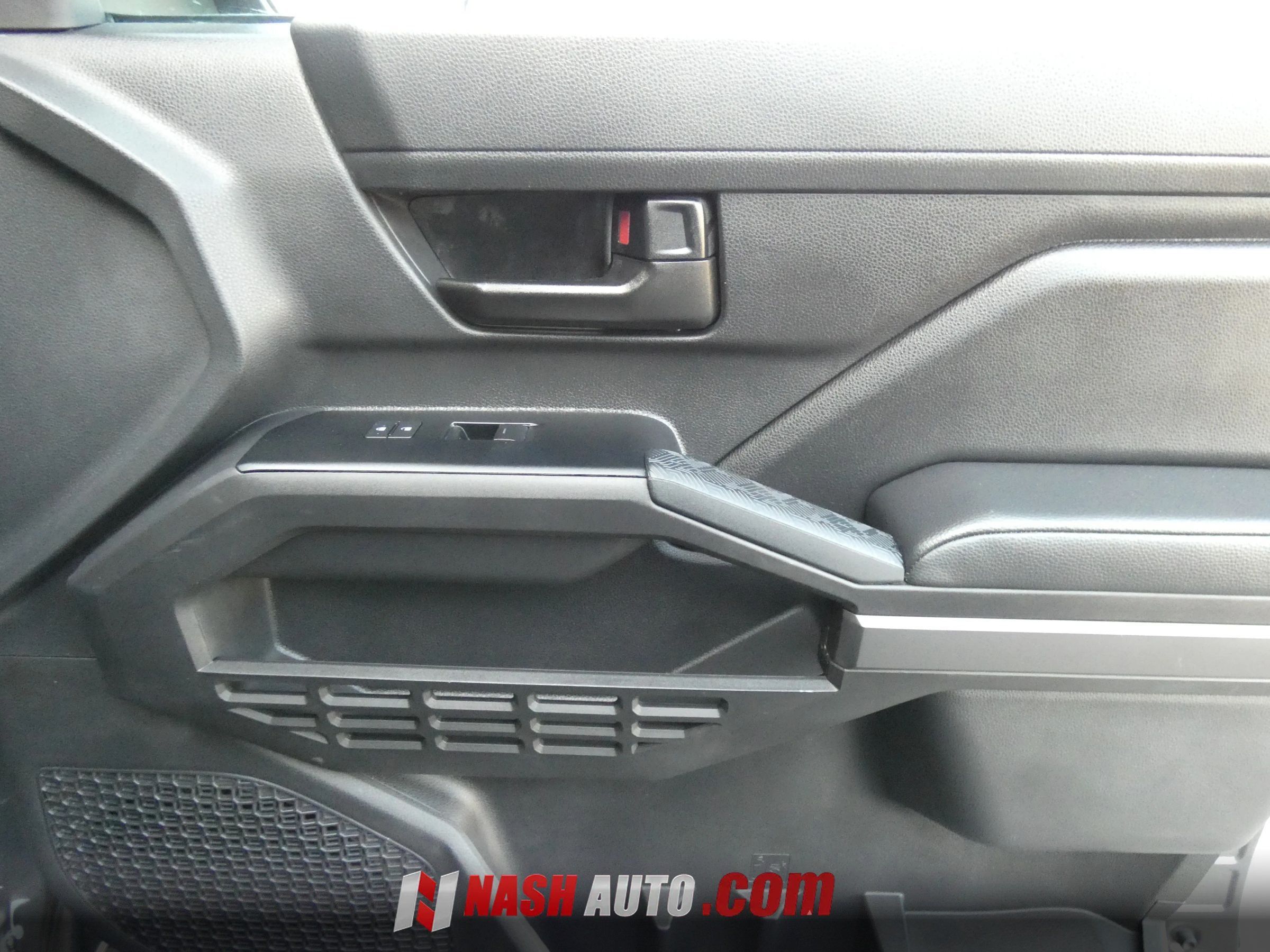 Used 2026 Toyota Tacoma SR5 RWD image 30