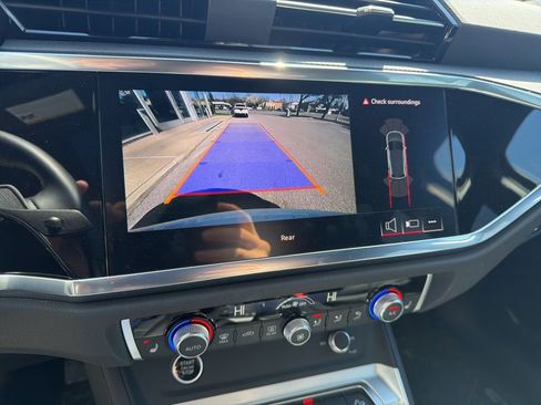 Used 2025 Audi Q3 2.0T Premium w/ Convenience Package AWD/4WD image 13