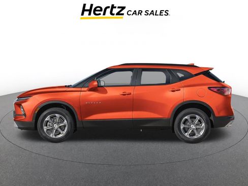 Used 2026 Chevrolet Blazer LT AWD/4WD image 3