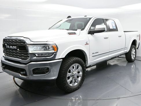 Used 2020 RAM 2500 Limited AWD/4WD image 3