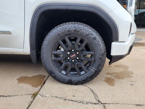 New 2026 GMC Sierra 1500 Elevation image 49
