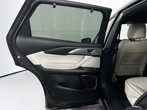 Used 2023 MAZDA CX-9 Signature image 27
