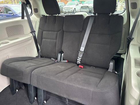 Used 2014 Dodge Grand Caravan SE w/ Quick Order Package 29E SE image 15