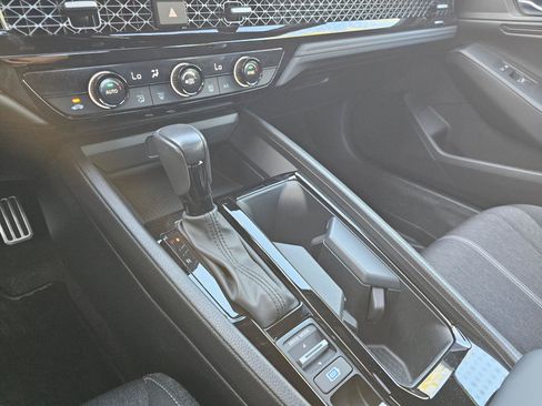Used 2023 Honda Accord Sport image 28