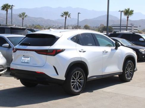 Certified 2025 Lexus NX 250 FWD w/ Premium Package image 21