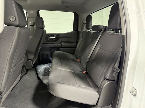 Used 2026 Chevrolet Silverado 1500 Custom Trail Boss AWD/4WD image 18