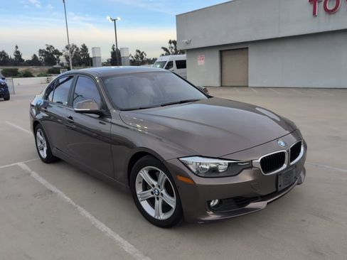 Used 2013 BMW 328i Sedan image 3