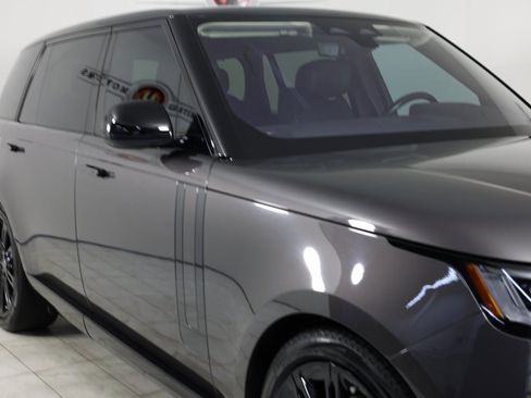 Used 2022 Land Rover Range Rover Long Wheelbase First Edition image 40