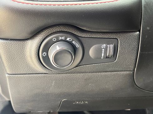 Used 2024 Dodge Durango GT image 30