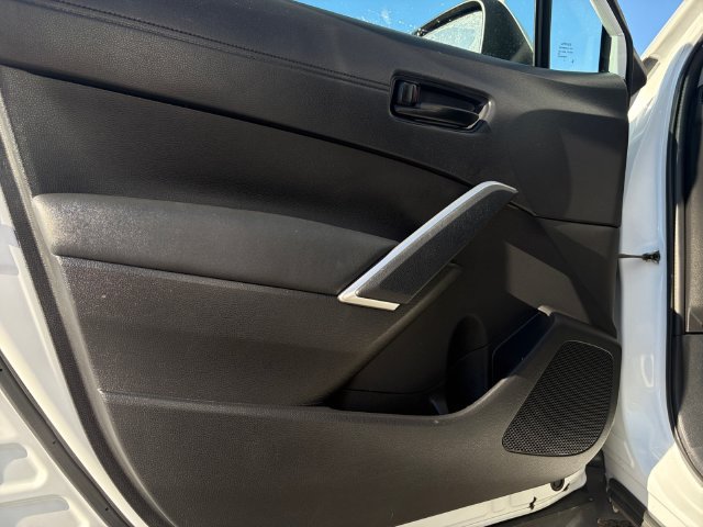 Used 2023 Toyota Corolla Cross LE AWD/4WD image 13