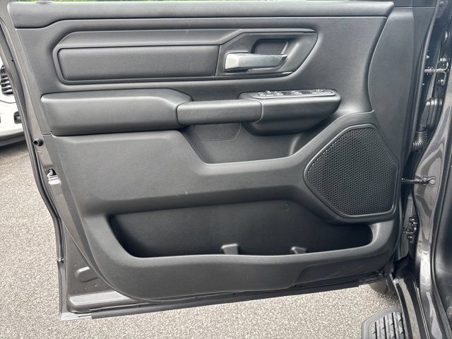 New 2026 RAM 1500 Express AWD/4WD image 10