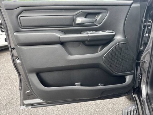 New 2026 RAM 1500 Express AWD/4WD image 10